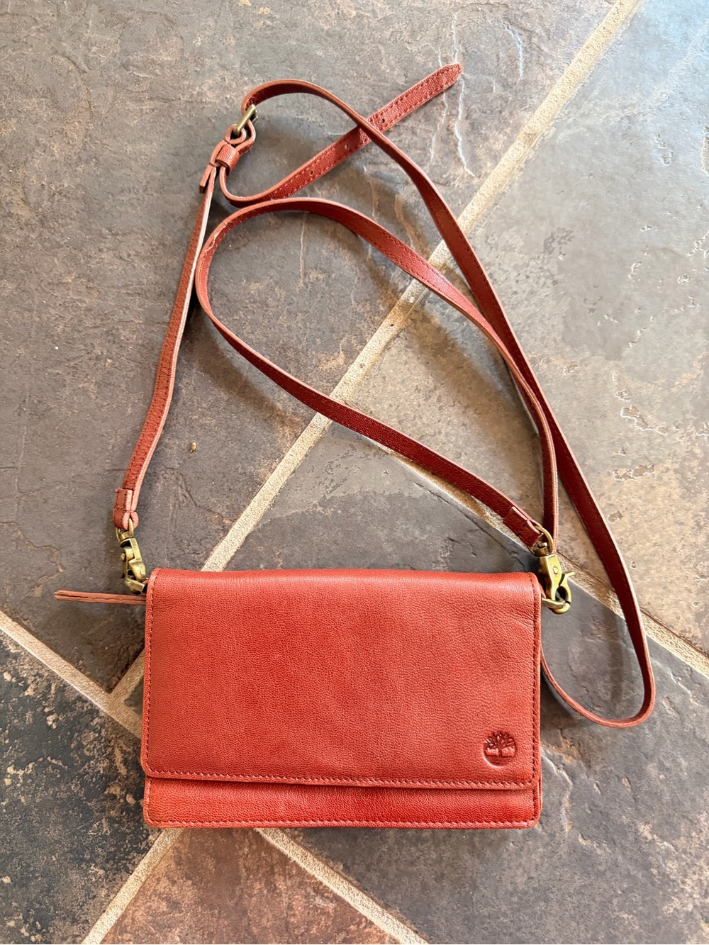 NWOT Timberland Brown Leather Crossbody Wallet Bag